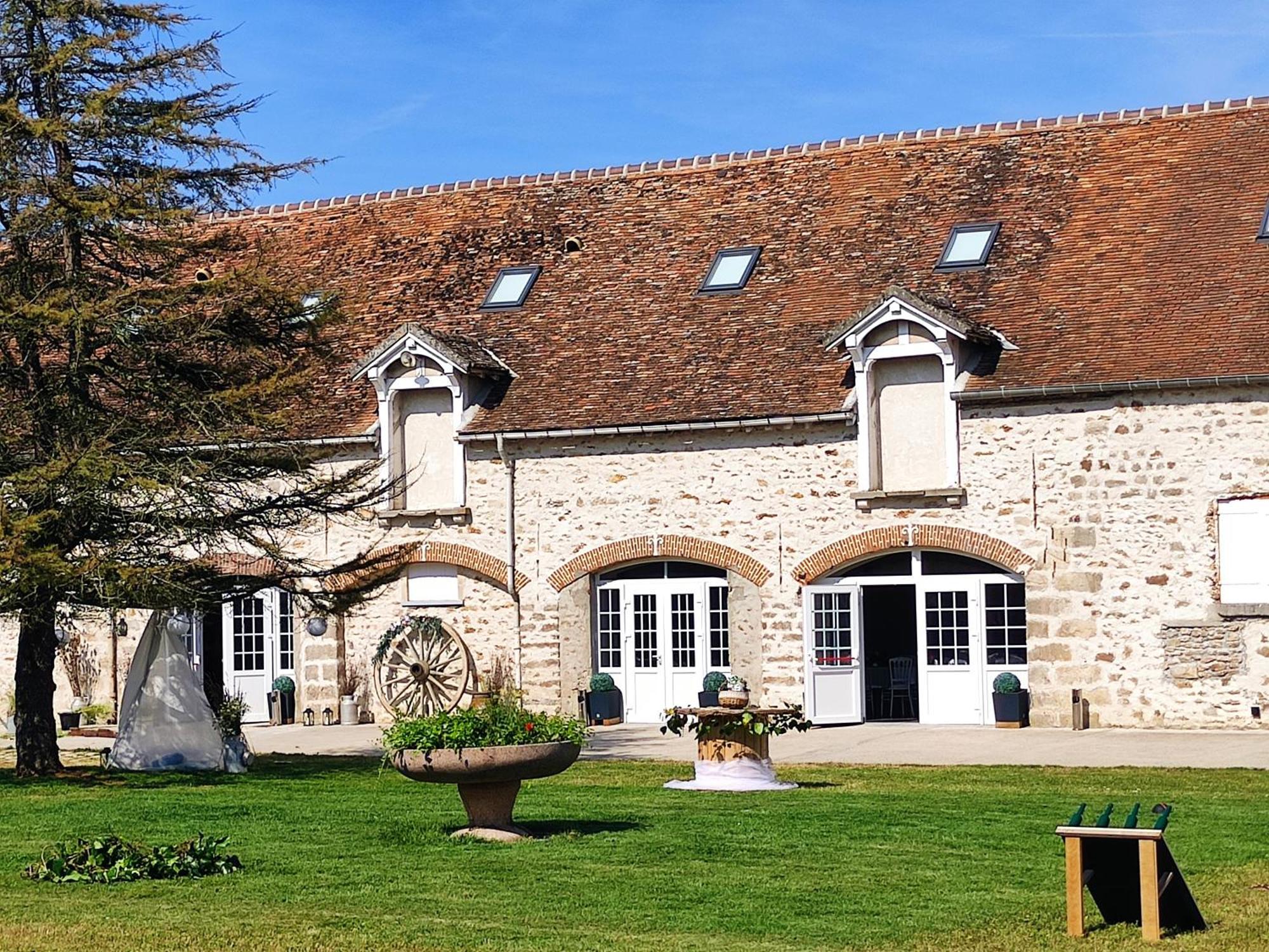 Domaine De La Ferme De Mont Bed & Breakfast Mormant Dış mekan fotoğraf